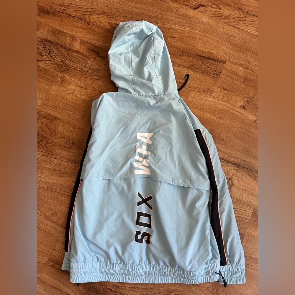 White Fox Boutique Jacket - Picture 2 of 7